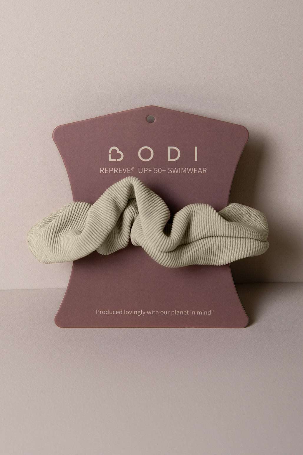 Signature Swim Scrunchie Woman